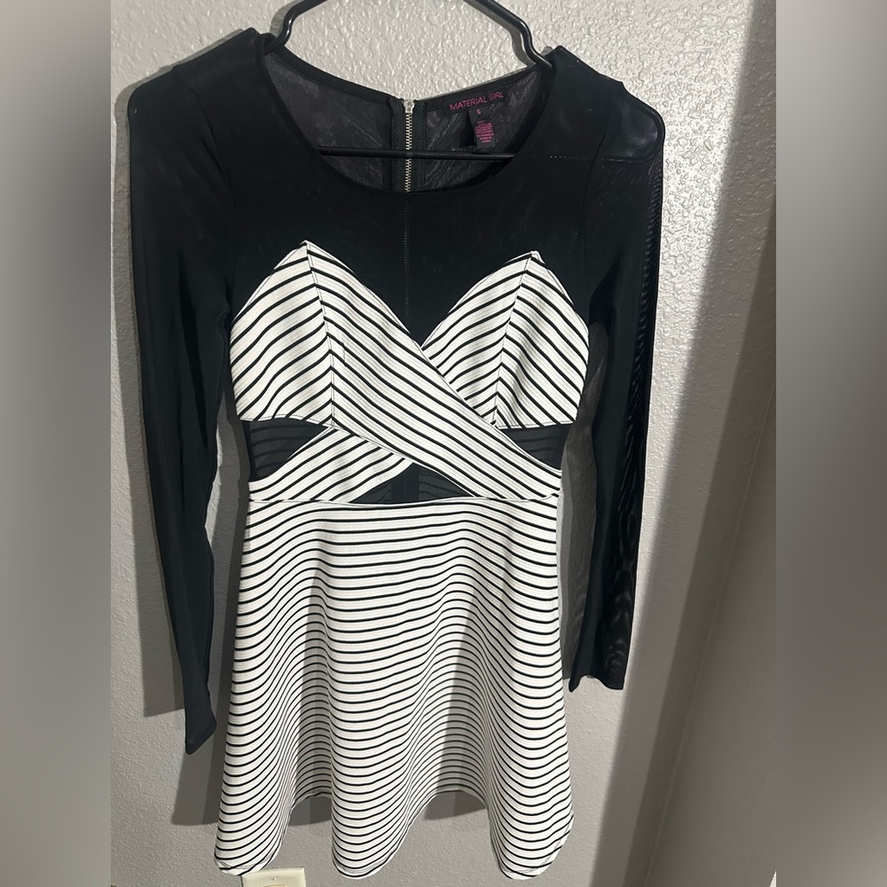 Material Girl Black and White Long Sleeve Dress